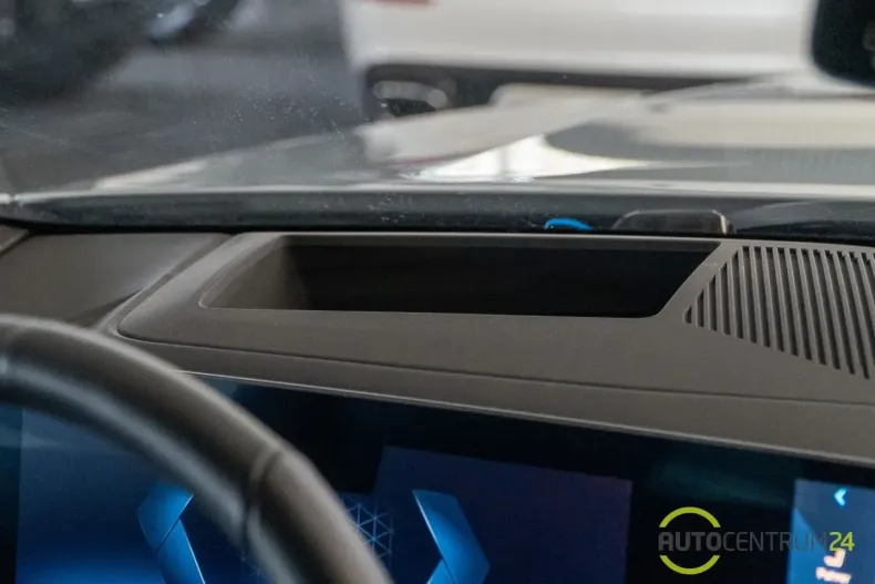 BMW 520 din 2024 cu 24.800 km - oferta BMW107592 - foto 19