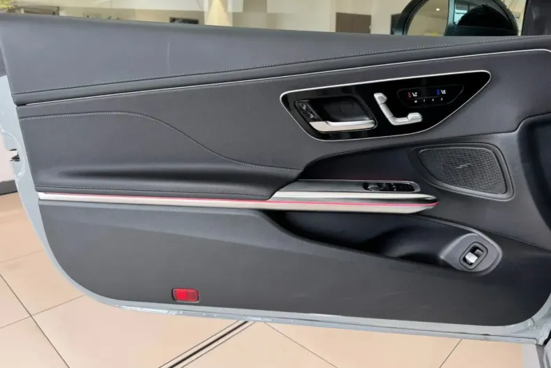 Mercedes-Benz CLE 300 din 2024 cu 24.500 km - oferta MER107593 - foto 10