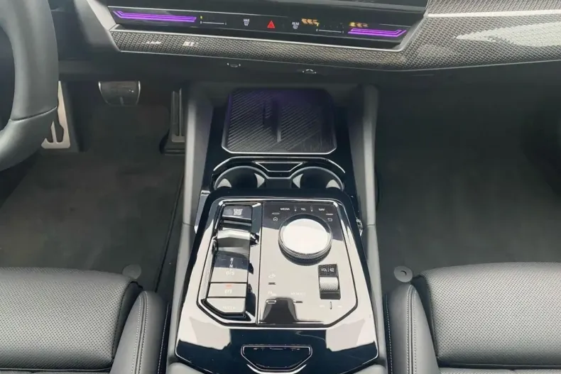 BMW 520 din 2024 cu 28.800 km - oferta BMW107594 - foto 9