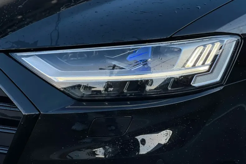 Audi S8 din 2021 cu 81.000 km - oferta AUD107595 - foto 3