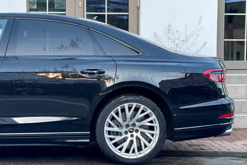 Audi S8 din 2021 cu 81.000 km - oferta AUD107595 - foto 8