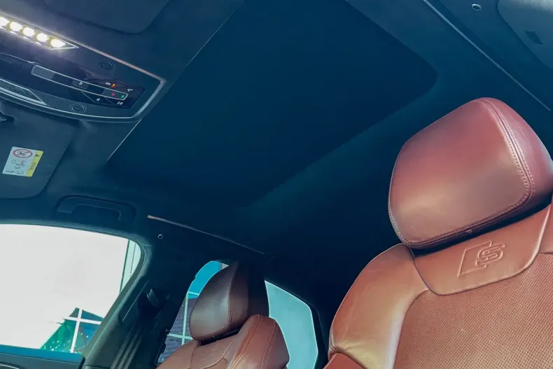 Audi S8 din 2021 cu 81.000 km - oferta AUD107595 - foto 17