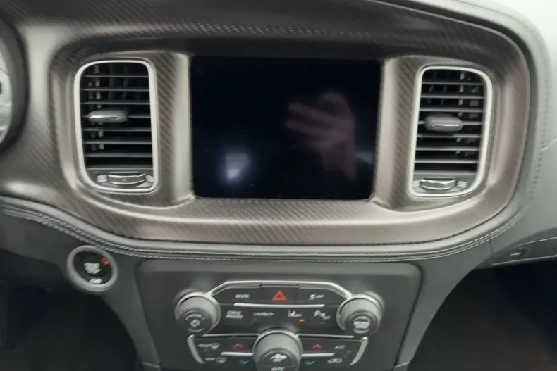 Dodge Charger din 2024 cu 15.390 km - oferta DOD107598 - foto 10