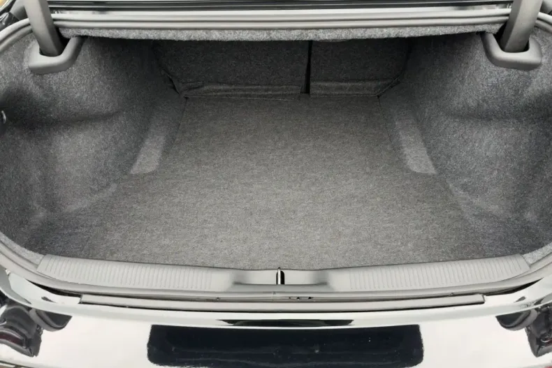 Dodge Charger din 2024 cu 15.390 km - oferta DOD107598 - foto 13