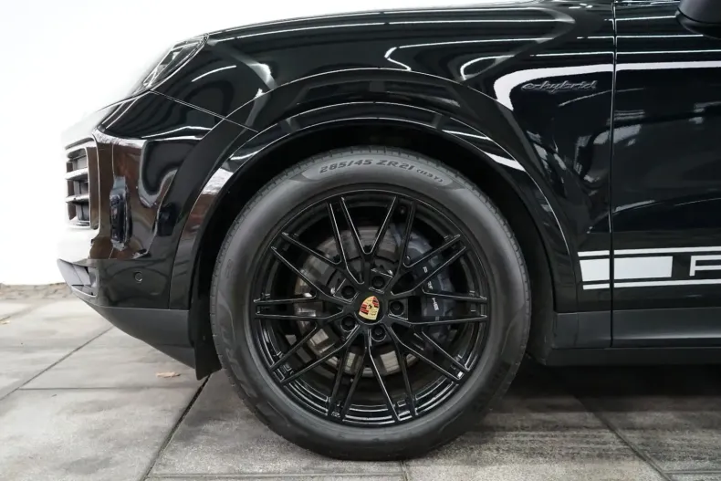 Porsche Cayenne din 2023 cu 30.000 km - oferta POR107601 - foto 26