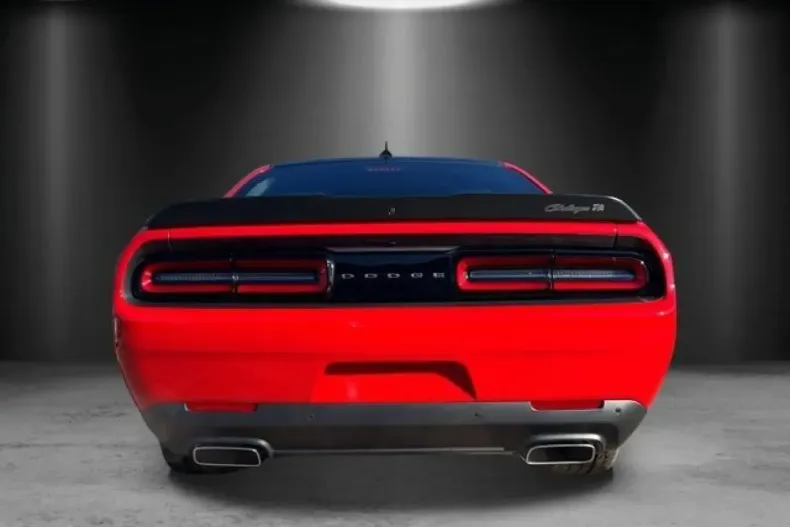 Dodge Challenger din 2024 cu 14.990 km - oferta DOD107602 - foto 4