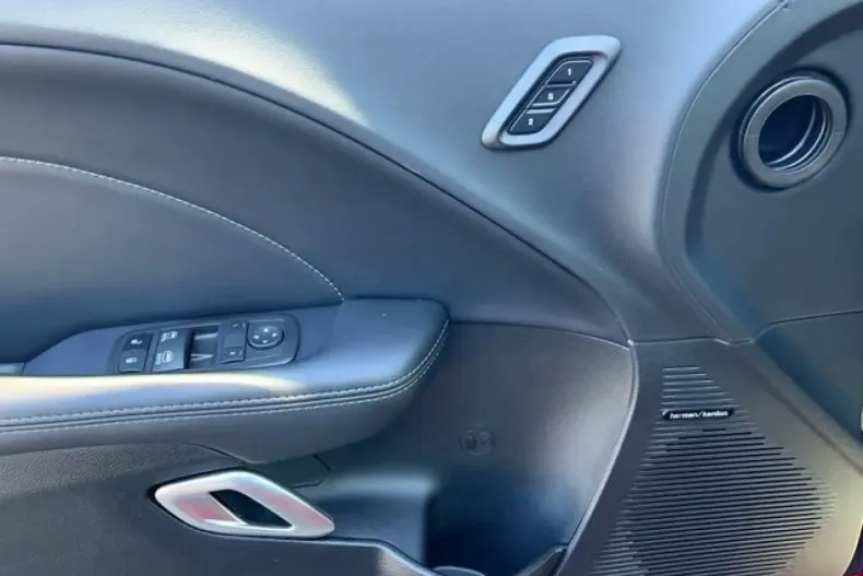 Dodge Challenger din 2024 cu 14.990 km - oferta DOD107602 - foto 14