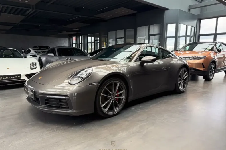 Porsche 992 din 2021 cu 48.412 km - oferta POR107608 - foto 2