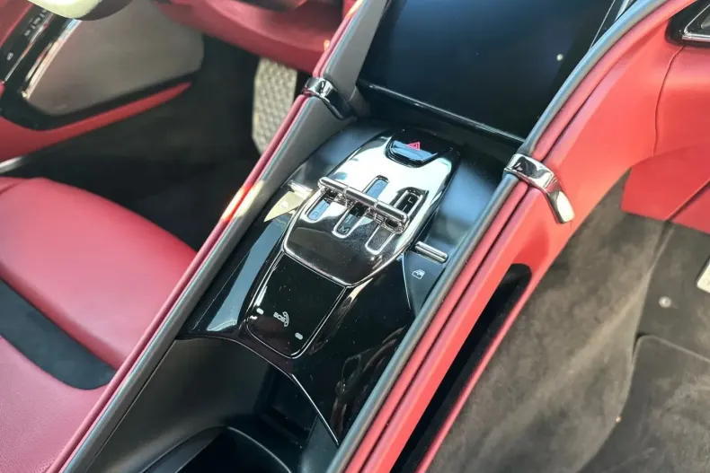 Ferrari Roma din 2021 cu 7.470 km - oferta FER107609 - foto 18