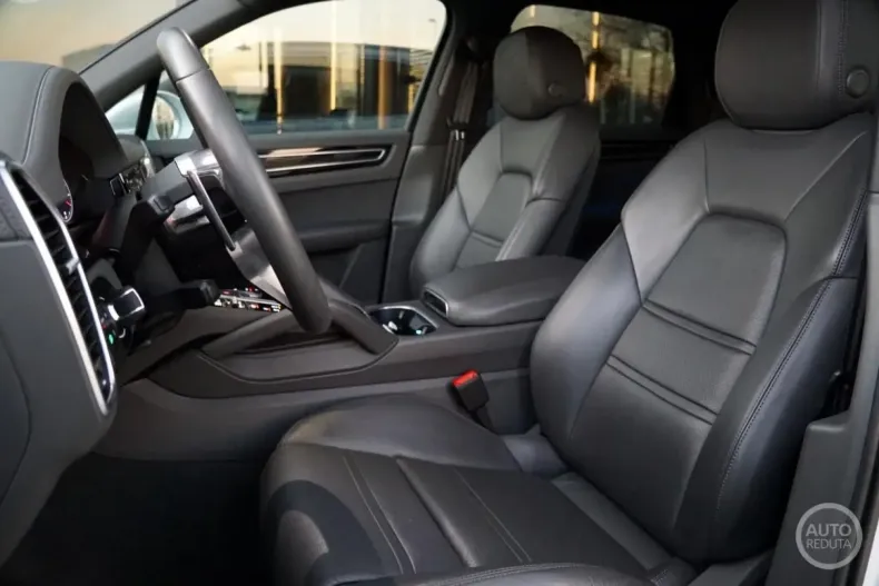 Porsche Cayenne din 2022 cu 72.700 km - oferta POR107610 - foto 11