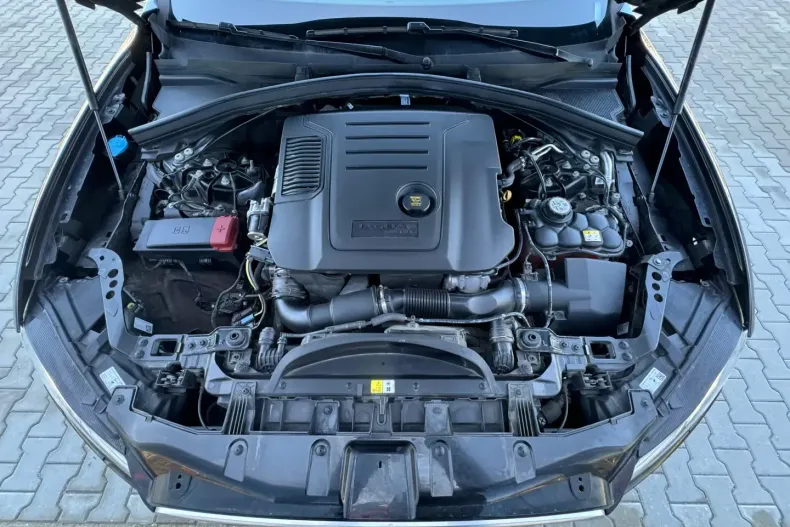 Jaguar F-Pace din 2021 cu 75.333 km - oferta JAG107612 - foto 9