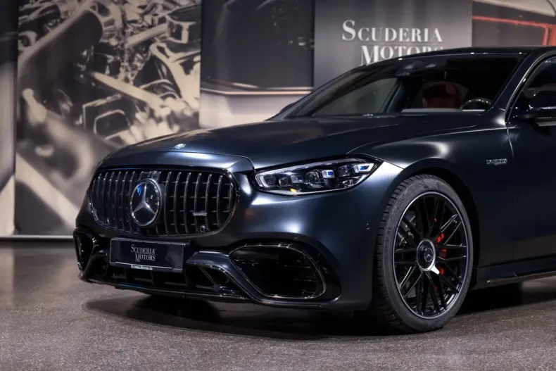 Mercedes-Benz S 63 AMG din 2024 cu 10.450 km - oferta MER107613 - foto 2