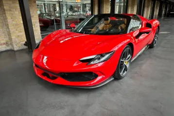 Ferrari 296 GTS din 2023 - oferta FER107624