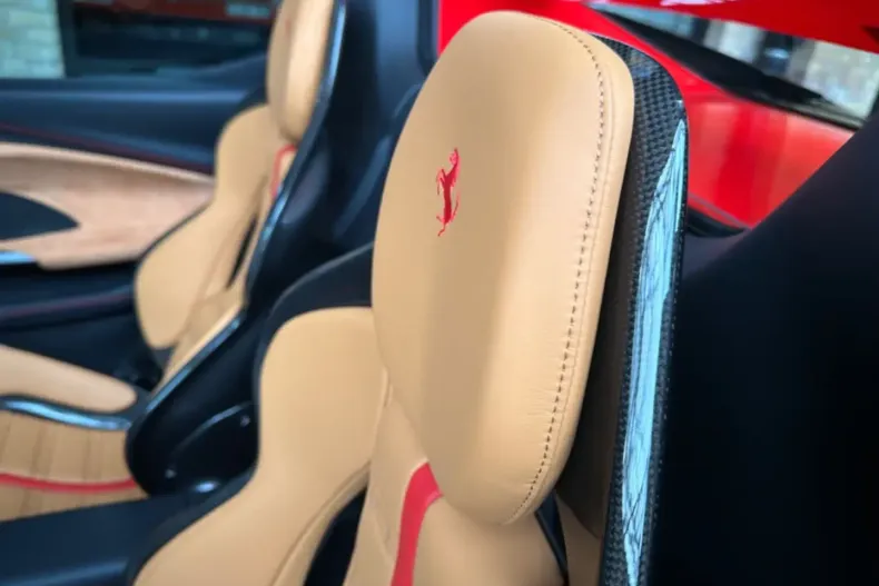 Ferrari 296 GTS din 2023 cu 4.900 km - oferta FER107624 - foto 11