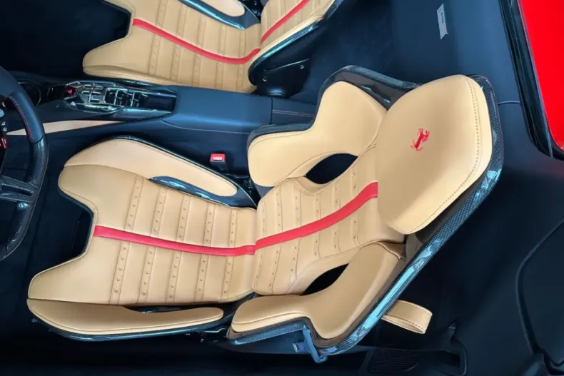 Ferrari 296 GTS din 2023 cu 4.900 km - oferta FER107624 - foto 12