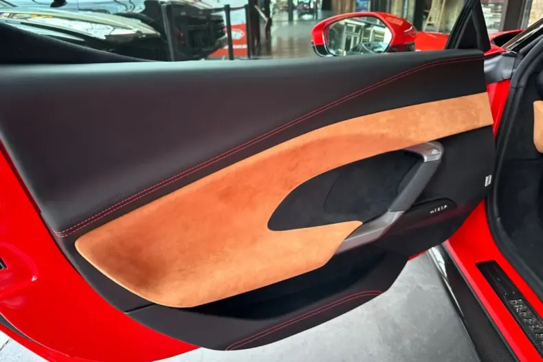 Ferrari 296 GTS din 2023 cu 4.900 km - oferta FER107624 - foto 16