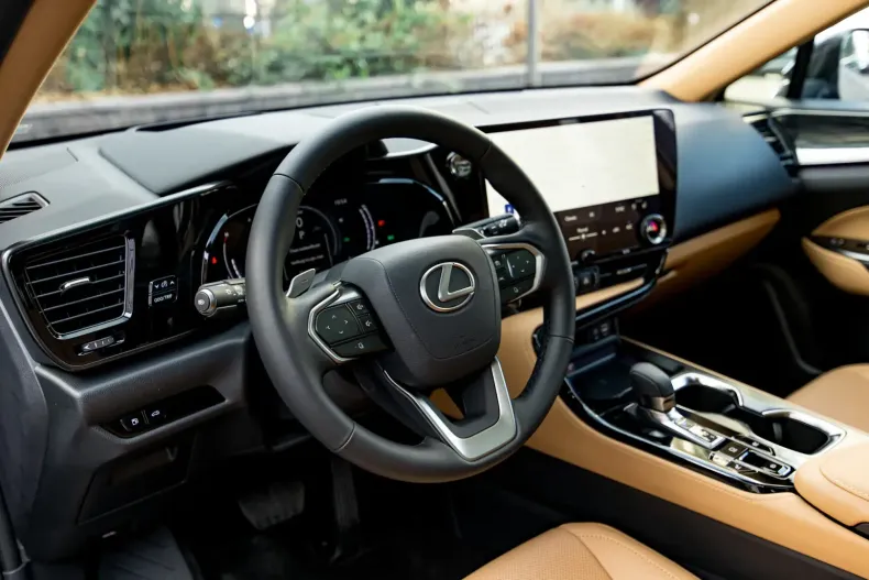 Lexus NX 350h din 2025 cu 10 km - oferta LEX107627 - foto 12