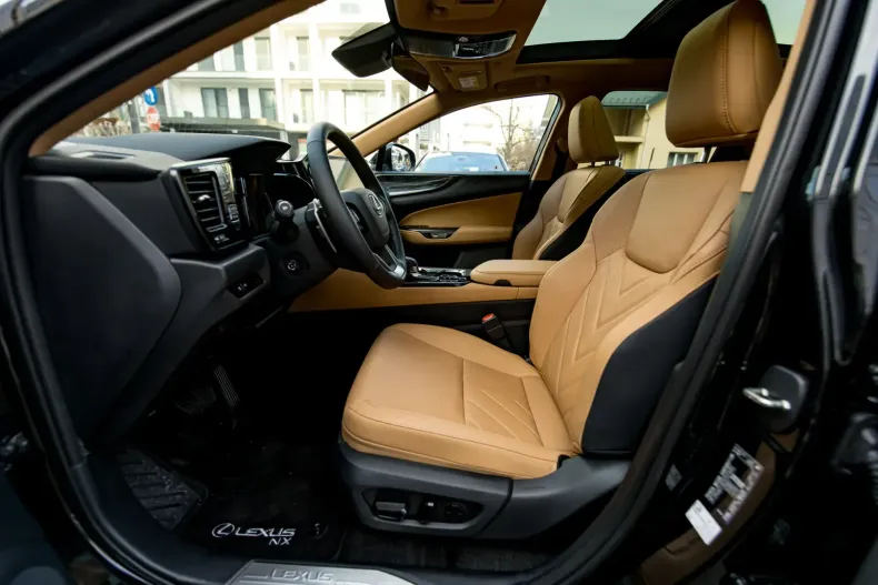 Lexus NX 350h din 2025 cu 10 km - oferta LEX107627 - foto 15