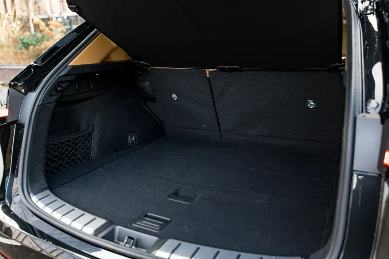 Lexus NX 350h din 2025 cu 10 km - oferta LEX107627 - foto 31