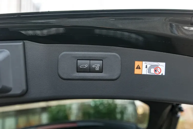 Lexus NX 350h din 2025 cu 10 km - oferta LEX107627 - foto 32