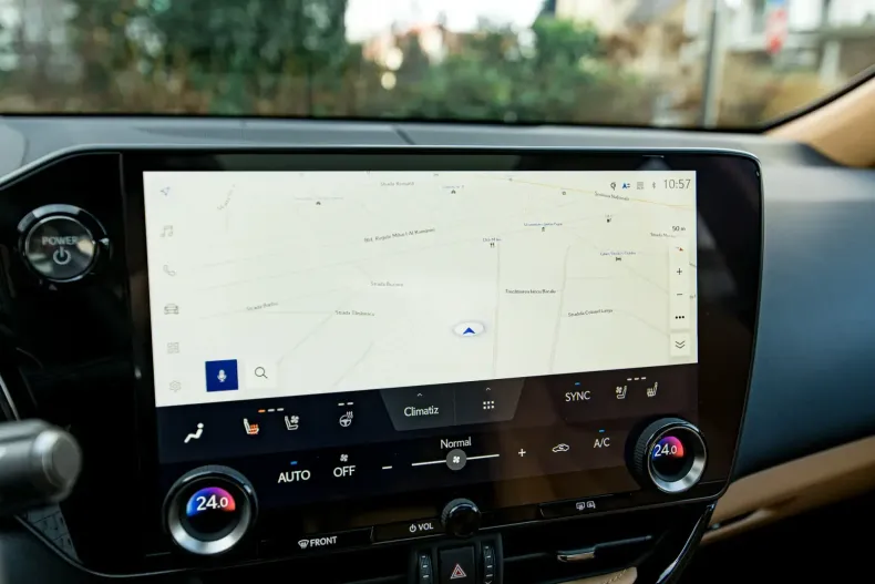 Lexus NX 350h din 2025 cu 10 km - oferta LEX107627 - foto 38