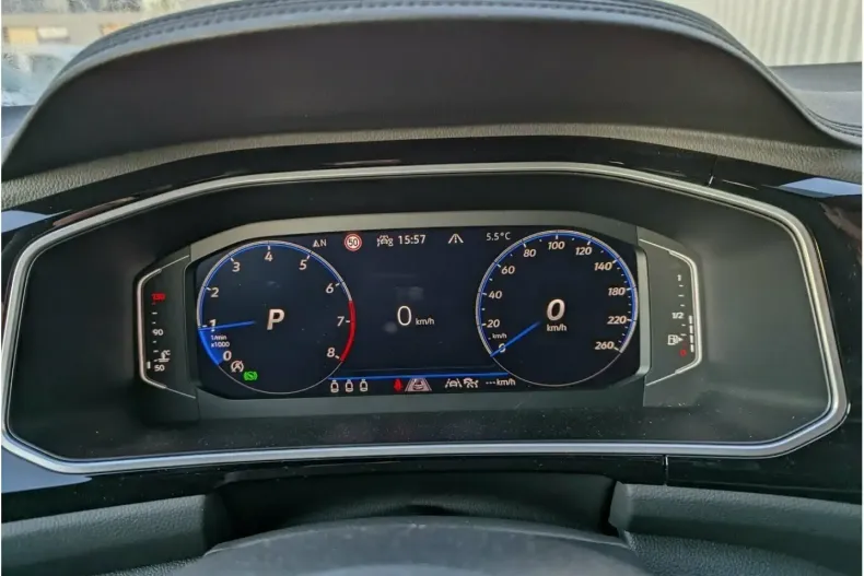 Volkswagen T-Roc din 2024 cu 23.300 km - oferta VOL107628 - foto 9