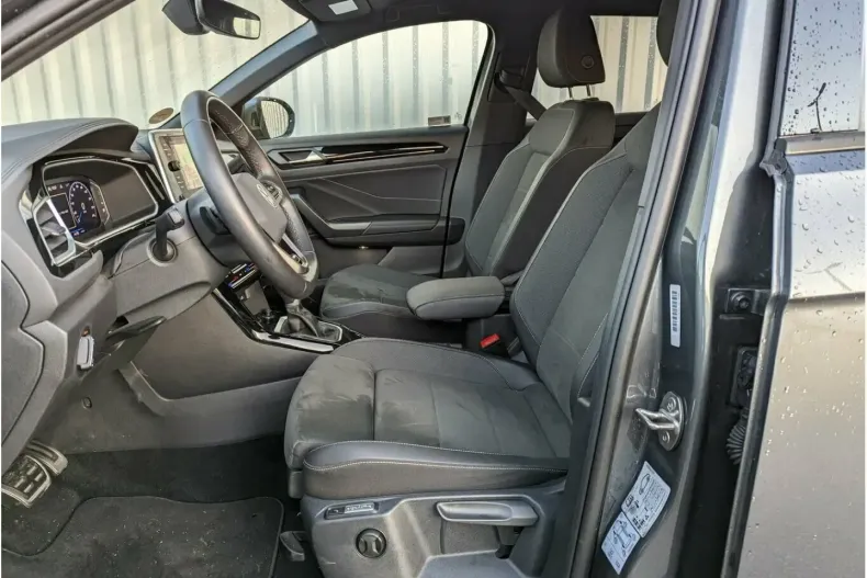 Volkswagen T-Roc din 2024 cu 23.300 km - oferta VOL107628 - foto 10