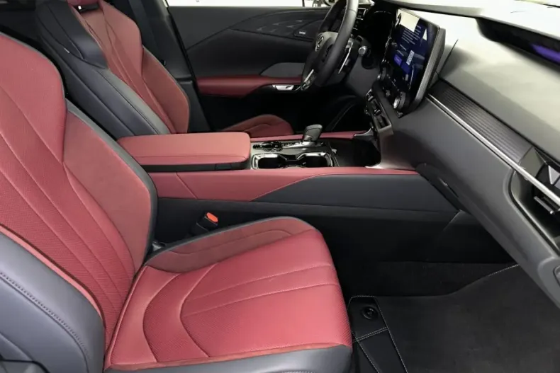 Lexus RX 500 din 2024 cu 50 km - oferta LEX107629 - foto 11