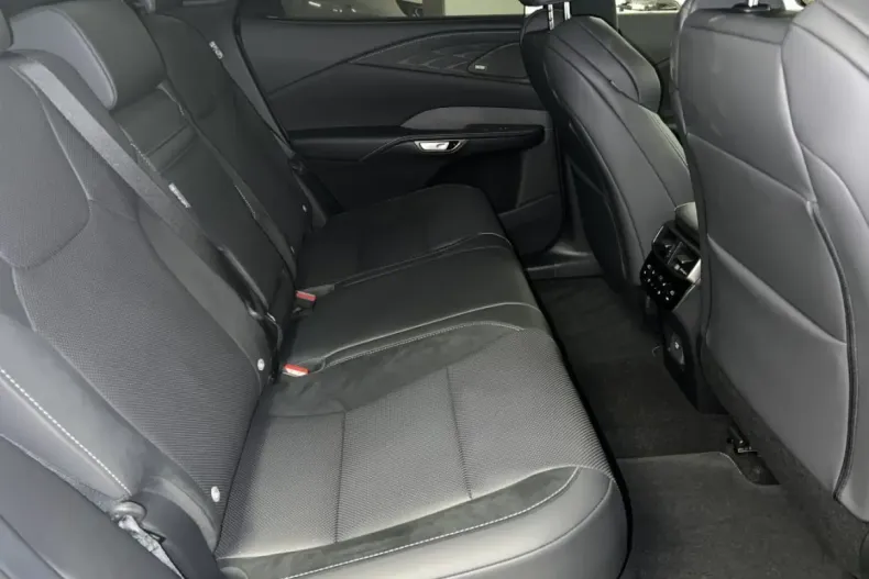 Lexus RX 500 din 2024 cu 10 km - oferta LEX107631 - foto 13