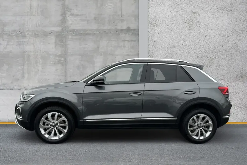 Volkswagen T-Roc din 2024 cu 14.906 km - oferta VOL107635 - foto 2