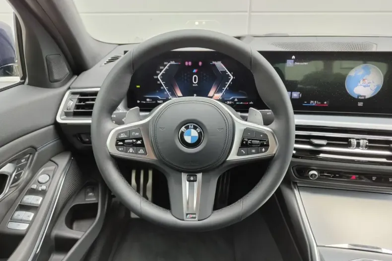 BMW 330 din 2023 cu 11.729 km - oferta BMW107638 - foto 11