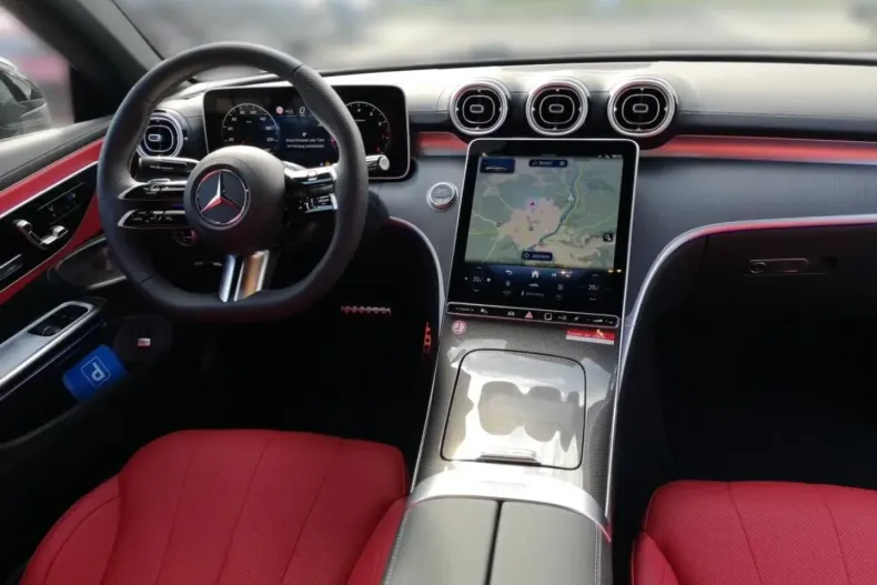 Mercedes-Benz CLE 300 din 2024 cu 6.300 km - oferta MER107639 - foto 3