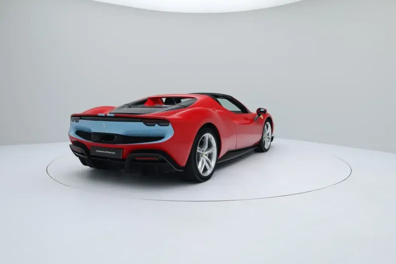 Ferrari 296 GTS din 2022 cu 18.752 km - oferta FER107645 - foto 5