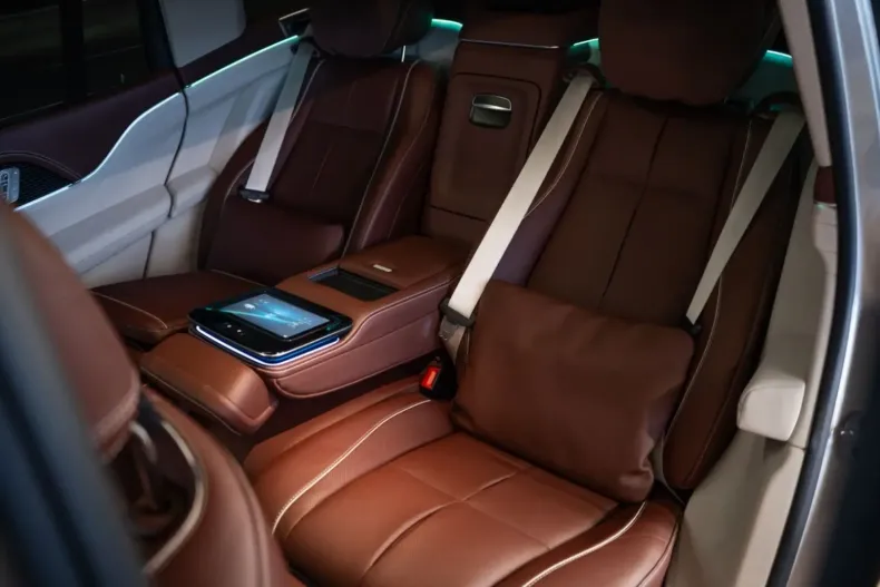 Mercedes-Benz GLS 600 din 2023 cu 22.000 km - oferta MER107651 - foto 2