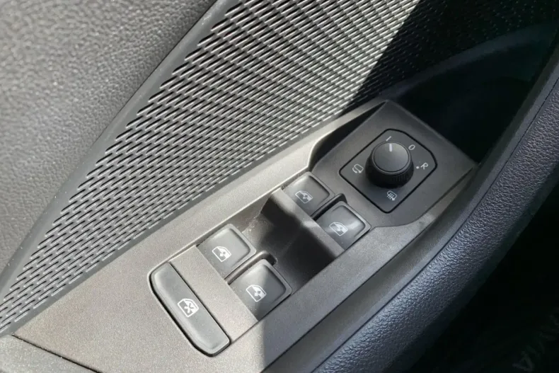 Skoda Octavia din 2024 cu 20.380 km - oferta SKO107655 - foto 24