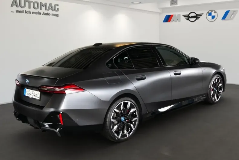 BMW 550 din 2024 cu 16.900 km - oferta BMW107662 - foto 3