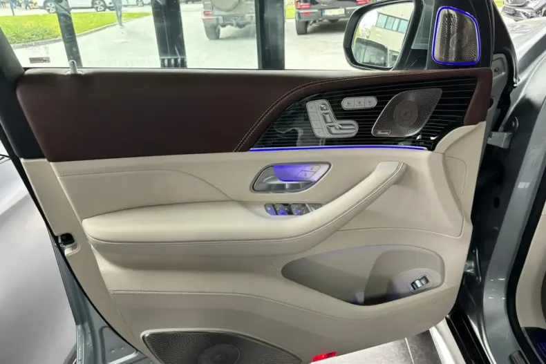 Mercedes-Benz GLS 600 din 2023 cu 85.800 km - oferta MER107665 - foto 21