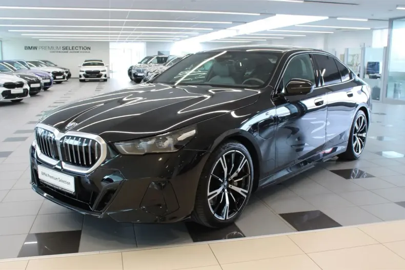 BMW 550 din 2024 cu 35.700 km - oferta BMW107669 - foto 1