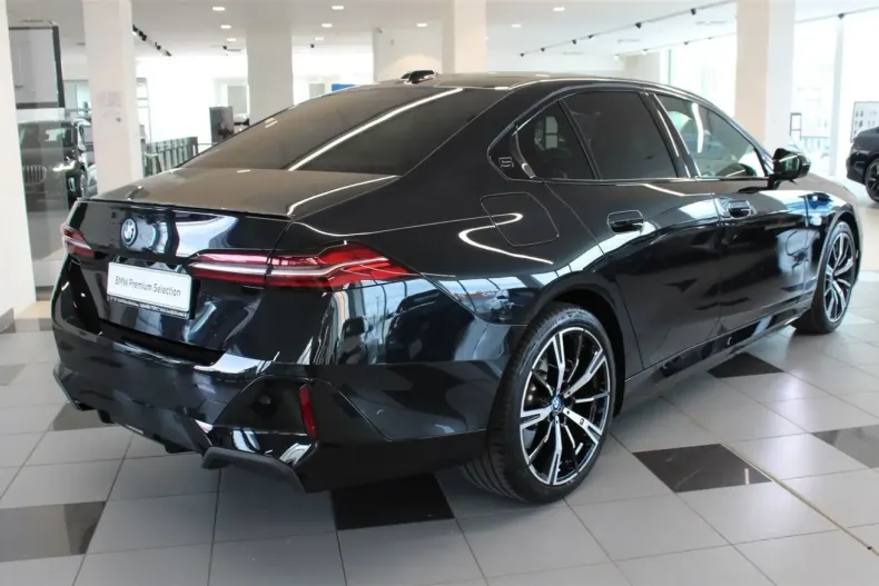 BMW 550 din 2024 cu 35.700 km - oferta BMW107669 - foto 2