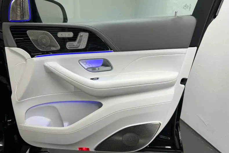 Mercedes-Benz GLS 600 din 2024 cu 56.500 km - oferta MER107672 - foto 18