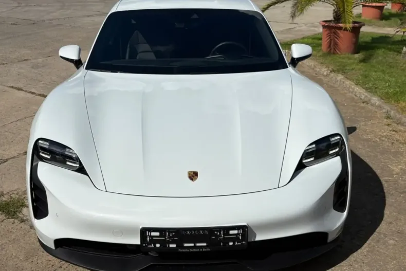 Porsche Taycan din 2024 cu 16.800 km - oferta POR107682 - foto 7