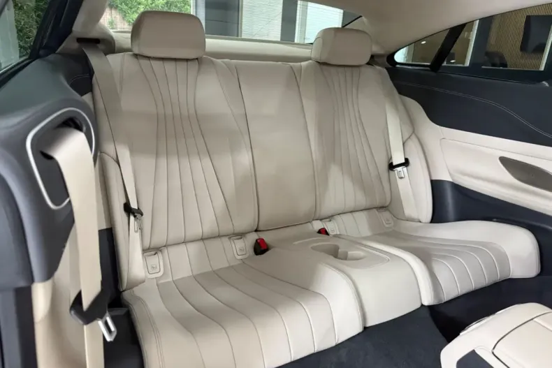 Mercedes-Benz E 450 din 2022 cu 26.500 km - oferta MER107701 - foto 12