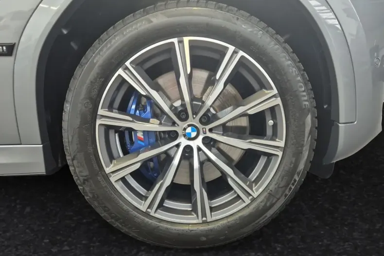 BMW X6 M60 din 2025 cu 23.800 km - oferta BMW107718 - foto 5