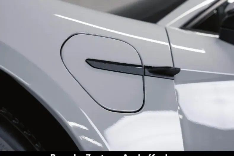 Porsche Taycan din 2024 cu 12.300 km - oferta POR107722 - foto 9