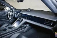 Porsche Taycan din 2024 cu 12.300 km - oferta POR107722 - foto 18