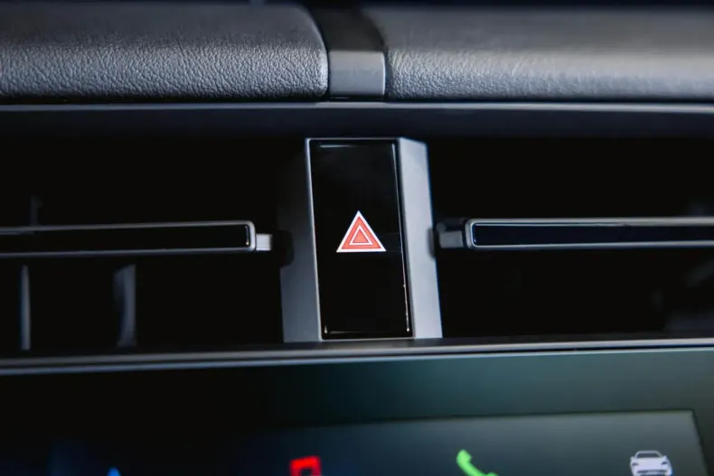 Porsche Taycan din 2024 cu 12.300 km - oferta POR107722 - foto 39