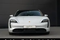 Porsche Taycan din 2024 cu 21.390 km - oferta POR107724 - foto 7