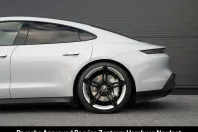 Porsche Taycan din 2024 cu 21.390 km - oferta POR107724 - foto 18
