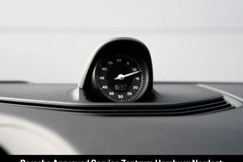 Porsche Taycan din 2024 cu 21.390 km - oferta POR107724 - foto 36