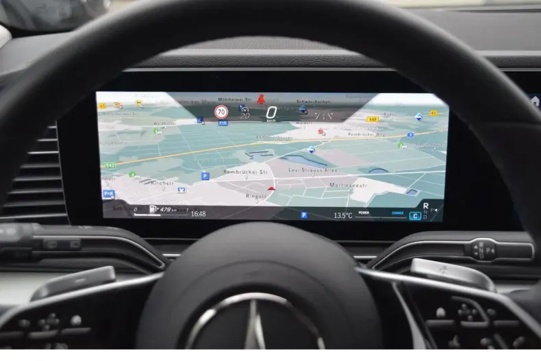 Mercedes-Benz GLE 300 din 2024 cu 8.568 km - oferta MER107726 - foto 13